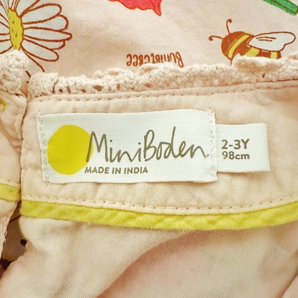 Mini Boden | Wallflower Ruffle Blouse (2-3 yrs)🌷🪻🐝 - Picture 5 of 5